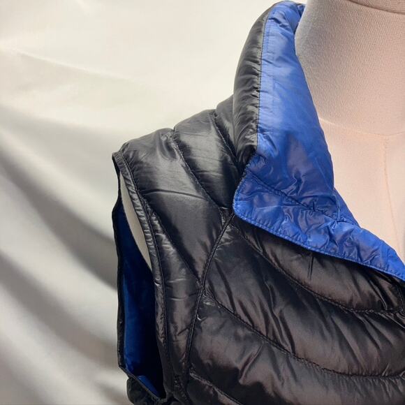 Bernardo Goose Down Puffer Vest Black Full Zip Womens Medium Full Zip Outdoor - Picture 3 of 16